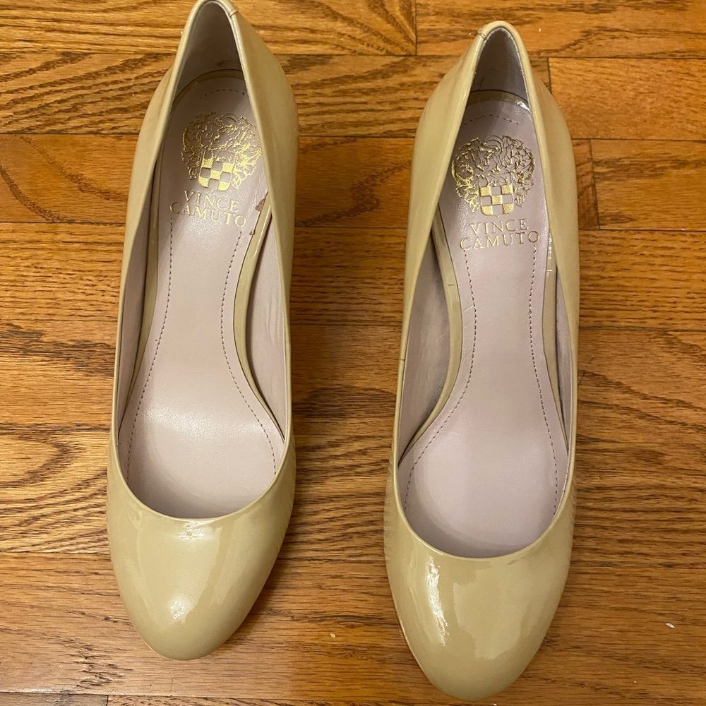 Vince Camuto women’s Sariah soft cow patent pumps size 8.5 New